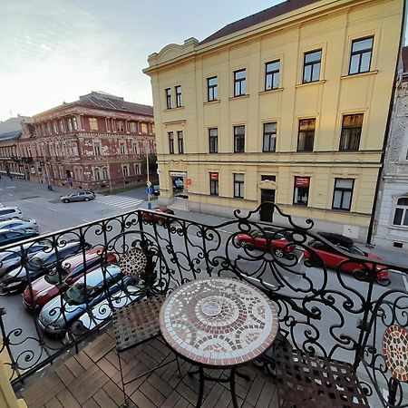 Entrez Apartment 3 - Historical Centre Košice Habitación foto