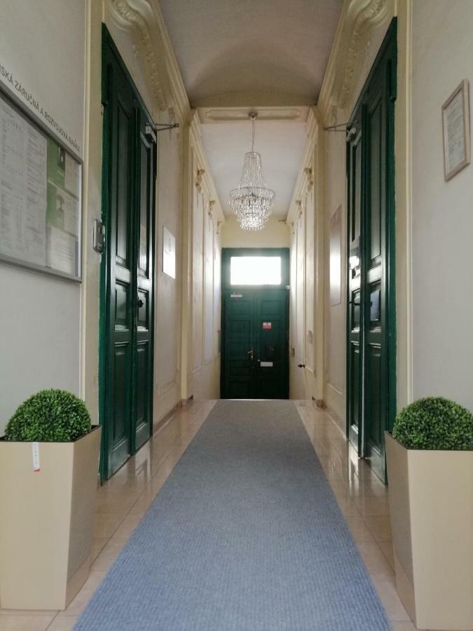 Entrez Apartment 3 - Historical Centre Košice Exterior foto