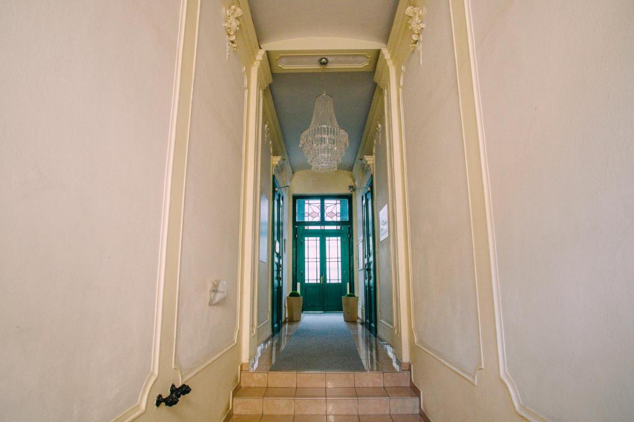 Entrez Apartment 3 - Historical Centre Košice Exterior foto